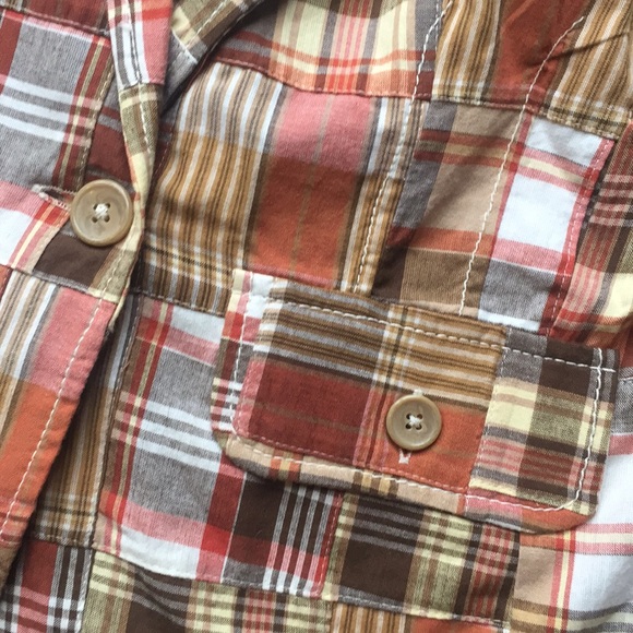 Light-weight Plaid Women’s Spring Blazer - Picture 2 of 2